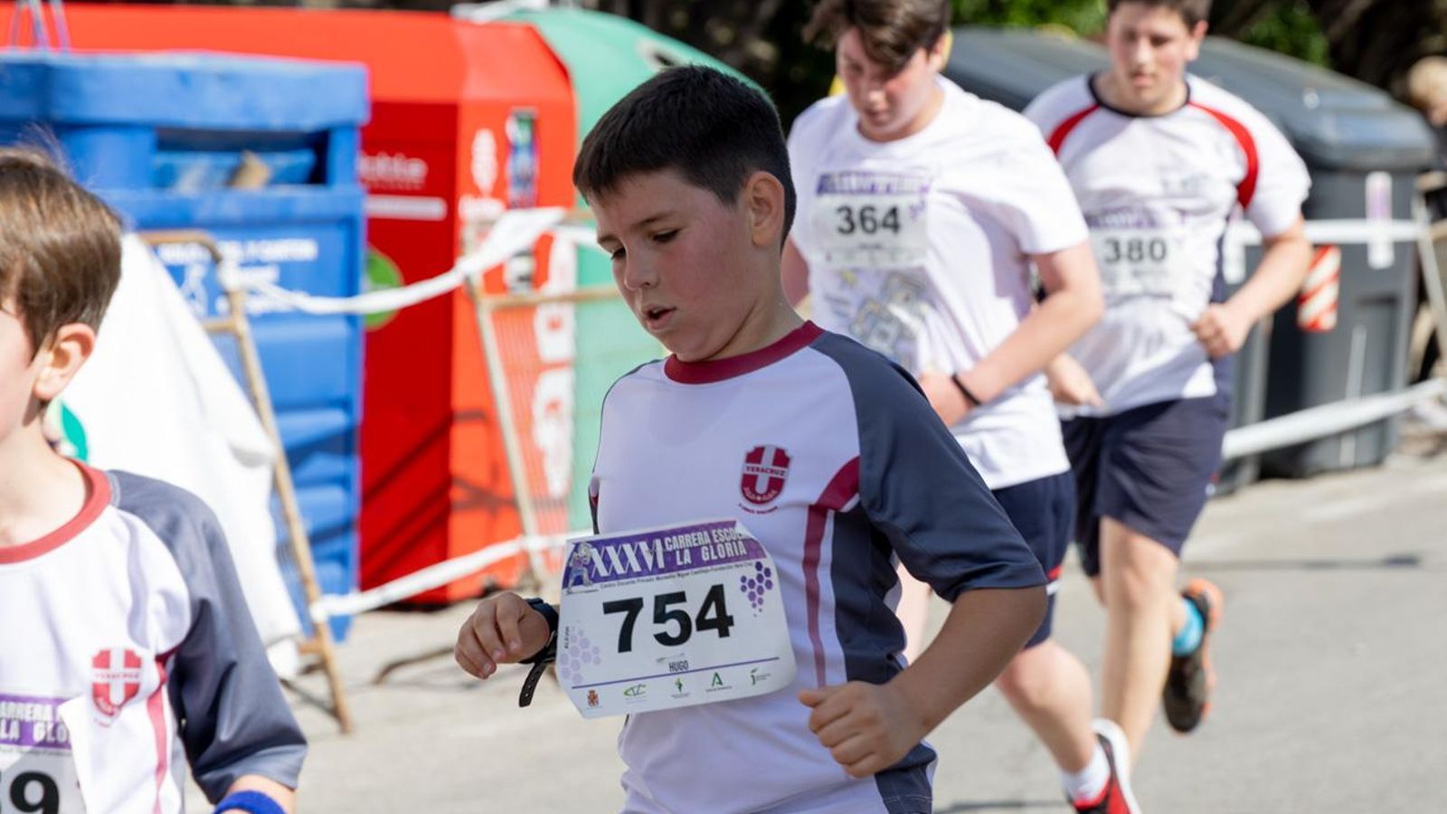 La carrera escolar de “La Gloria” que aúna inclusión y solidaridad, en imágenes