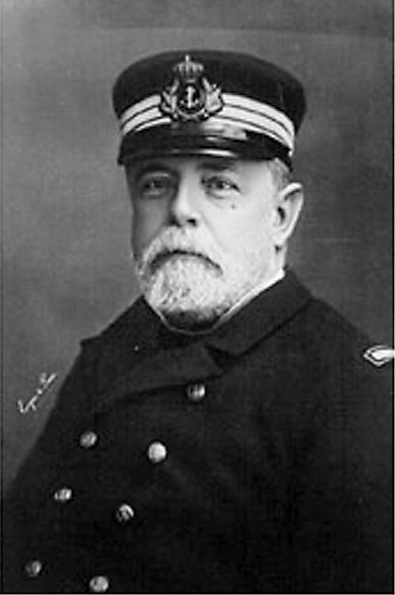 El almirante Pascual Cervera y Topete.