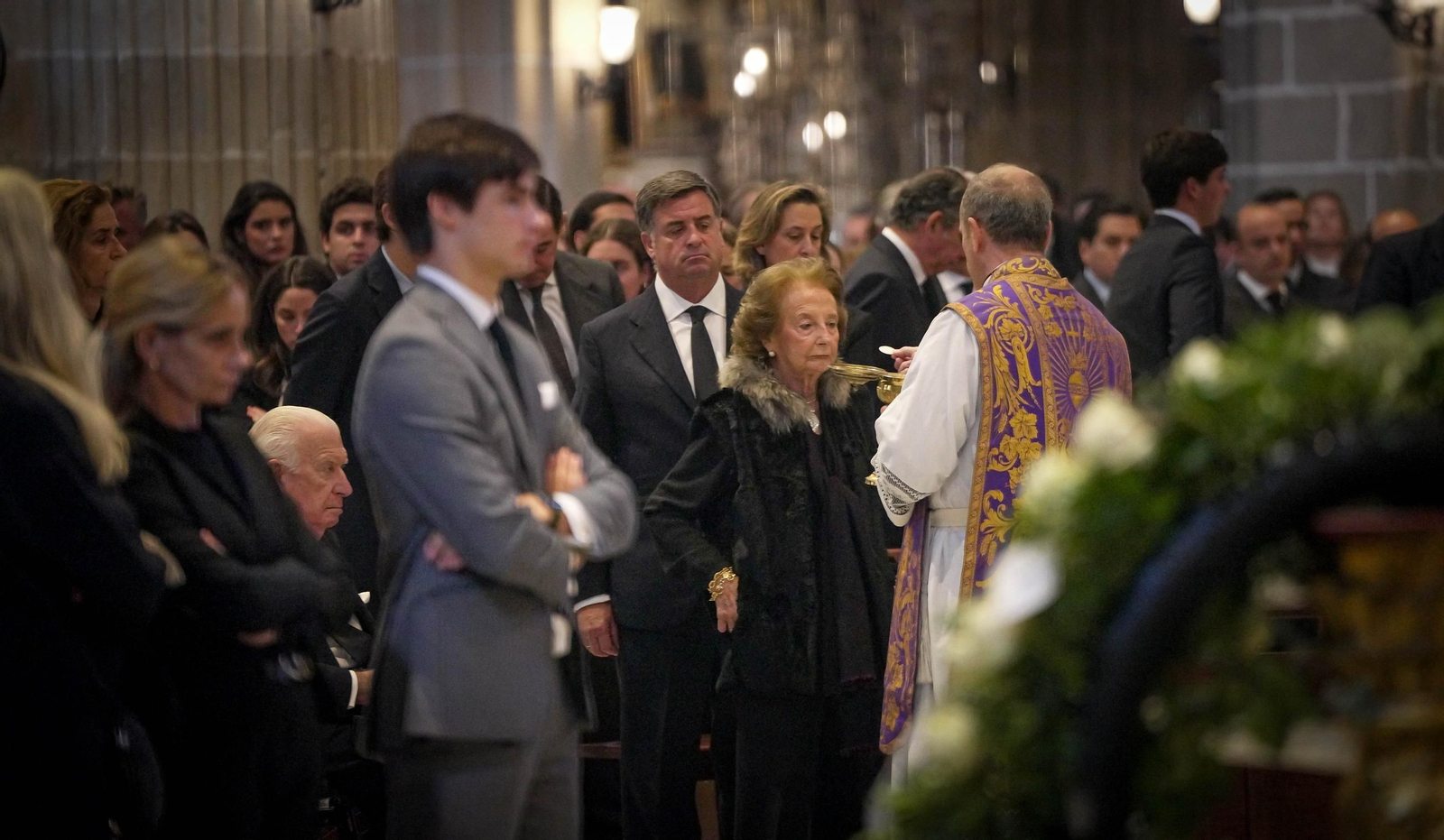 Imágenes del funeral de Álvaro Domecq en la catedral de Jerez