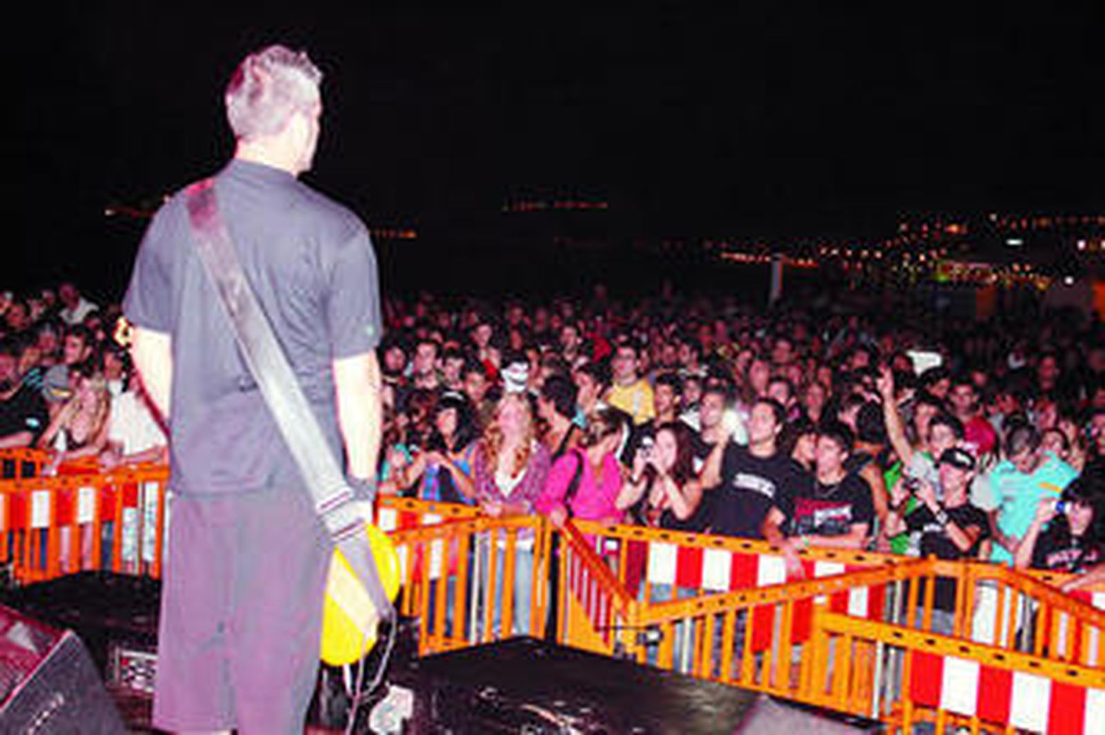 Un verano para el ocioFusión de música y actividades con 'Mundo Sol' en Adra