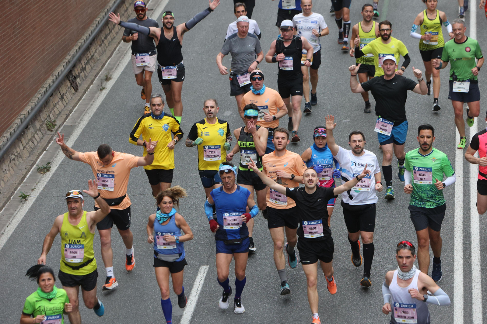 Búscate en la maratón de Sevilla 07