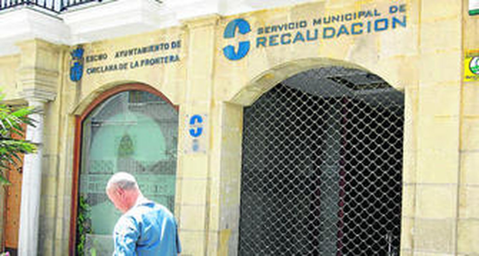Vista de las oficinas de Recaudación, en la calle La Fuente, que cambiará en breve de ubicación.