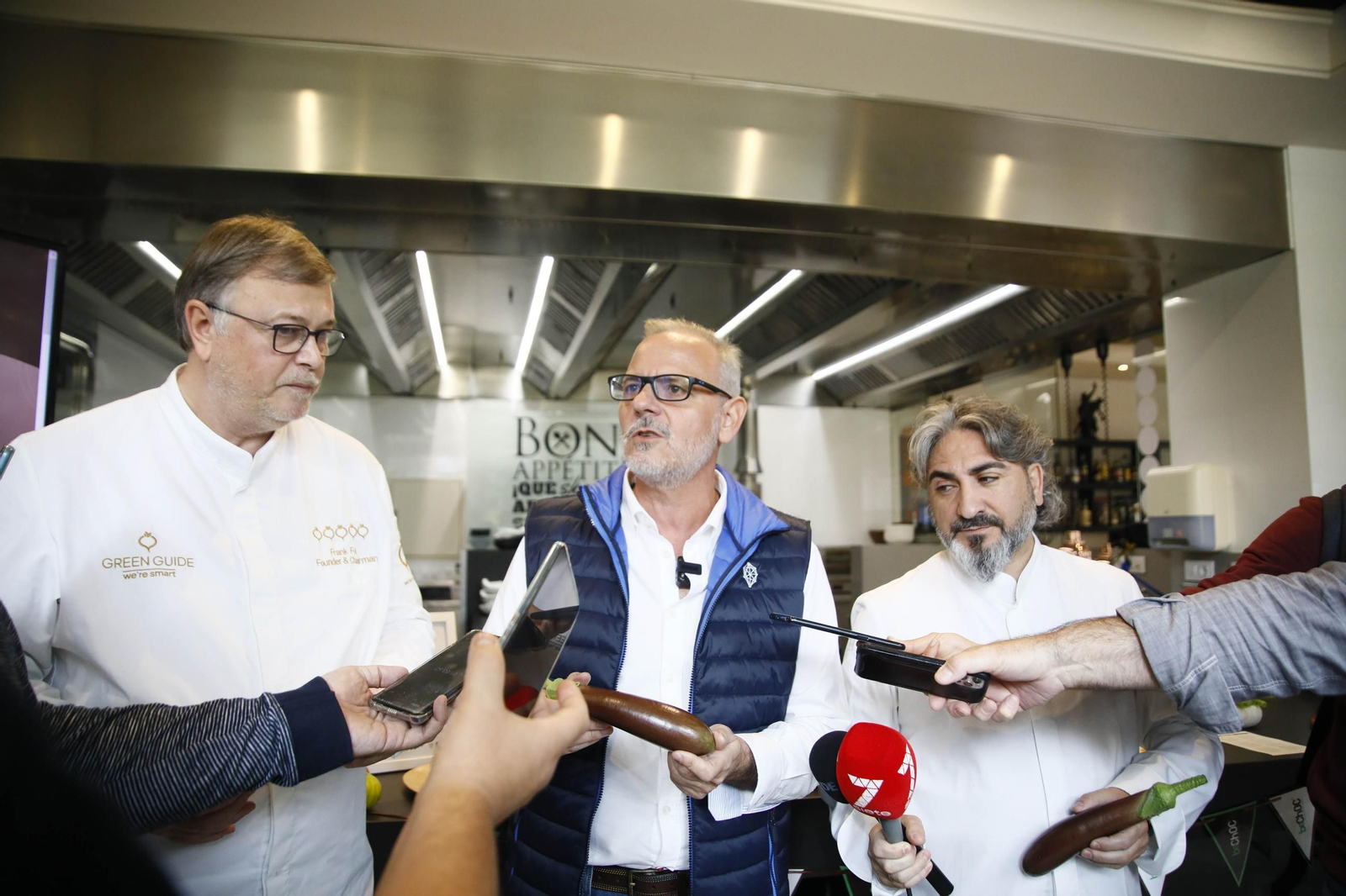 Las imágenes de una nueva variedad de berenjena en Almería