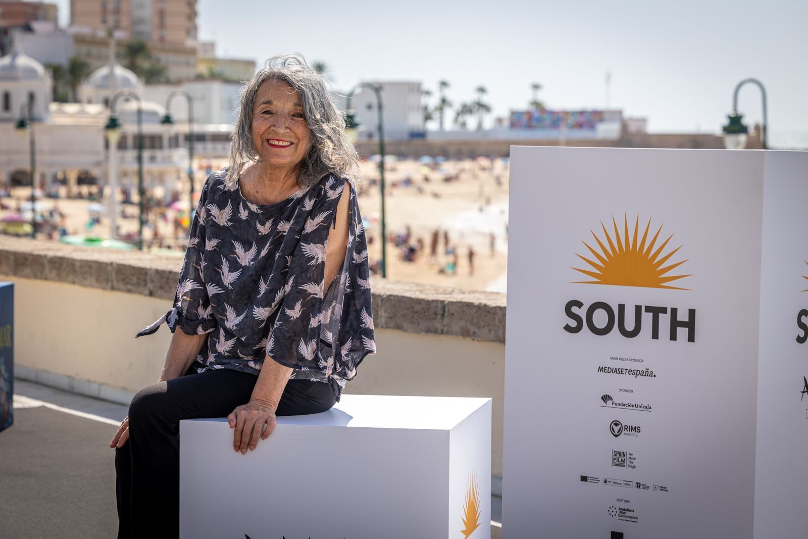 Photocall de Petra Martínez y actores de la serie 'La ley del mar' en La Caleta