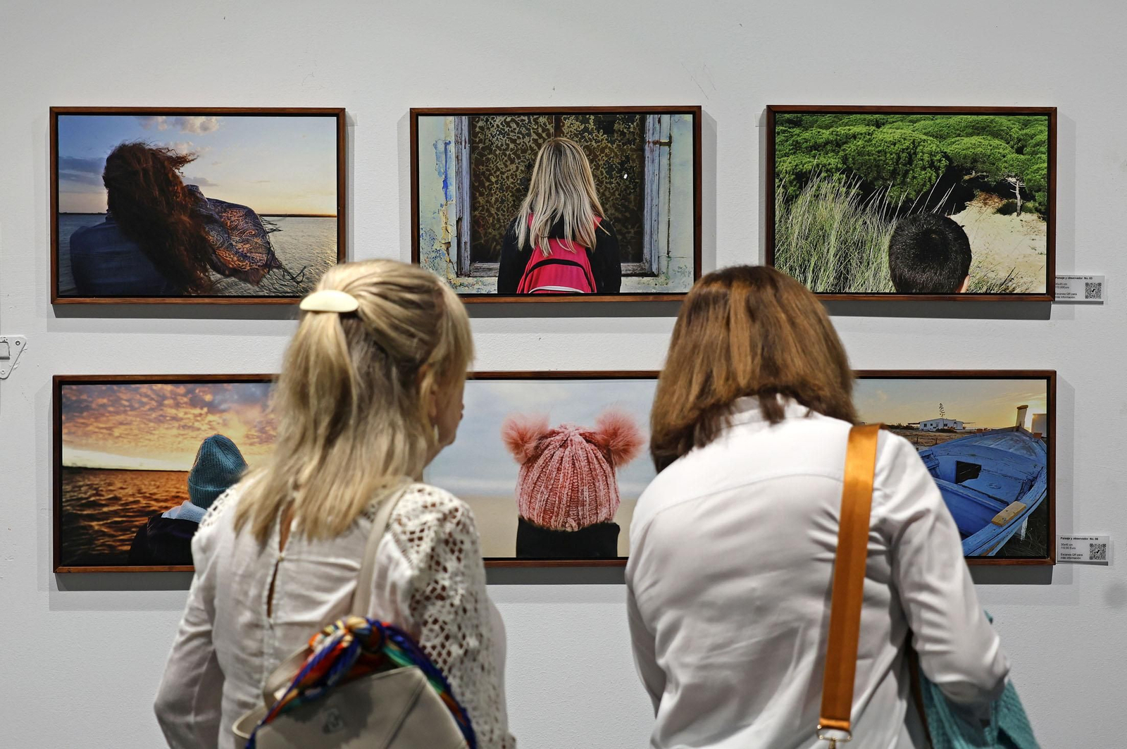 Imágenes de la exposición fotográfica 'Ítems de dudable belleza' del fotógrafo Rafael E.Cárdenas