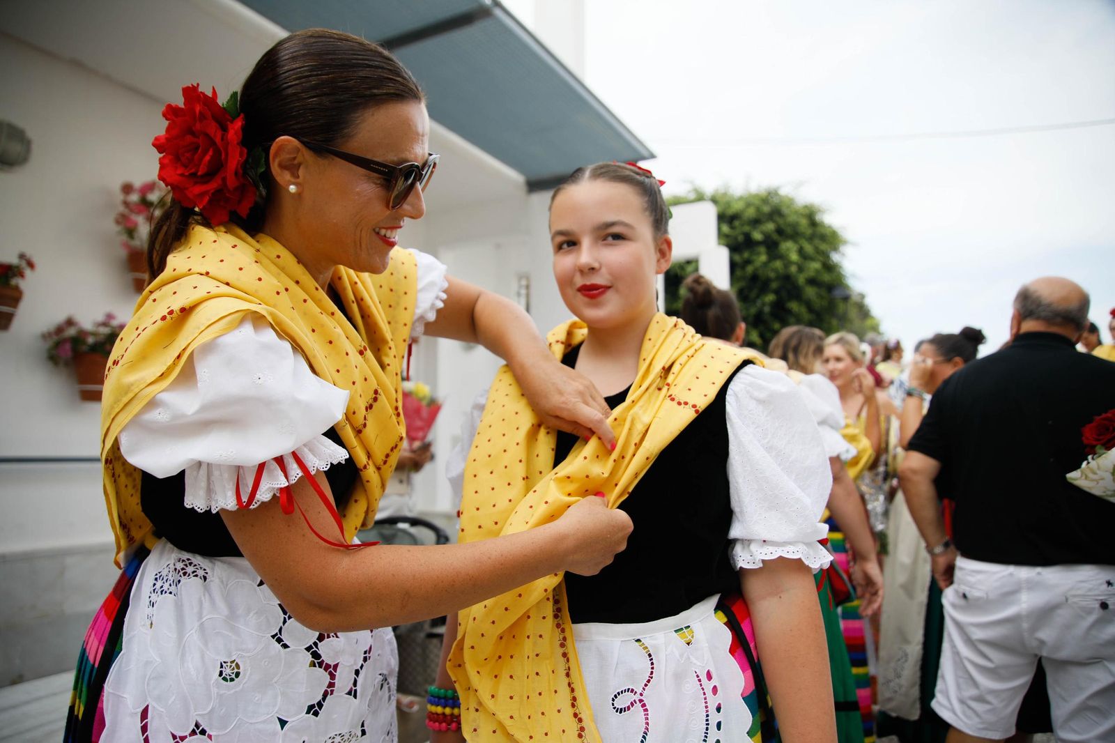 La Subida del Agua de las fiestas de Mojácar, en imágenes
