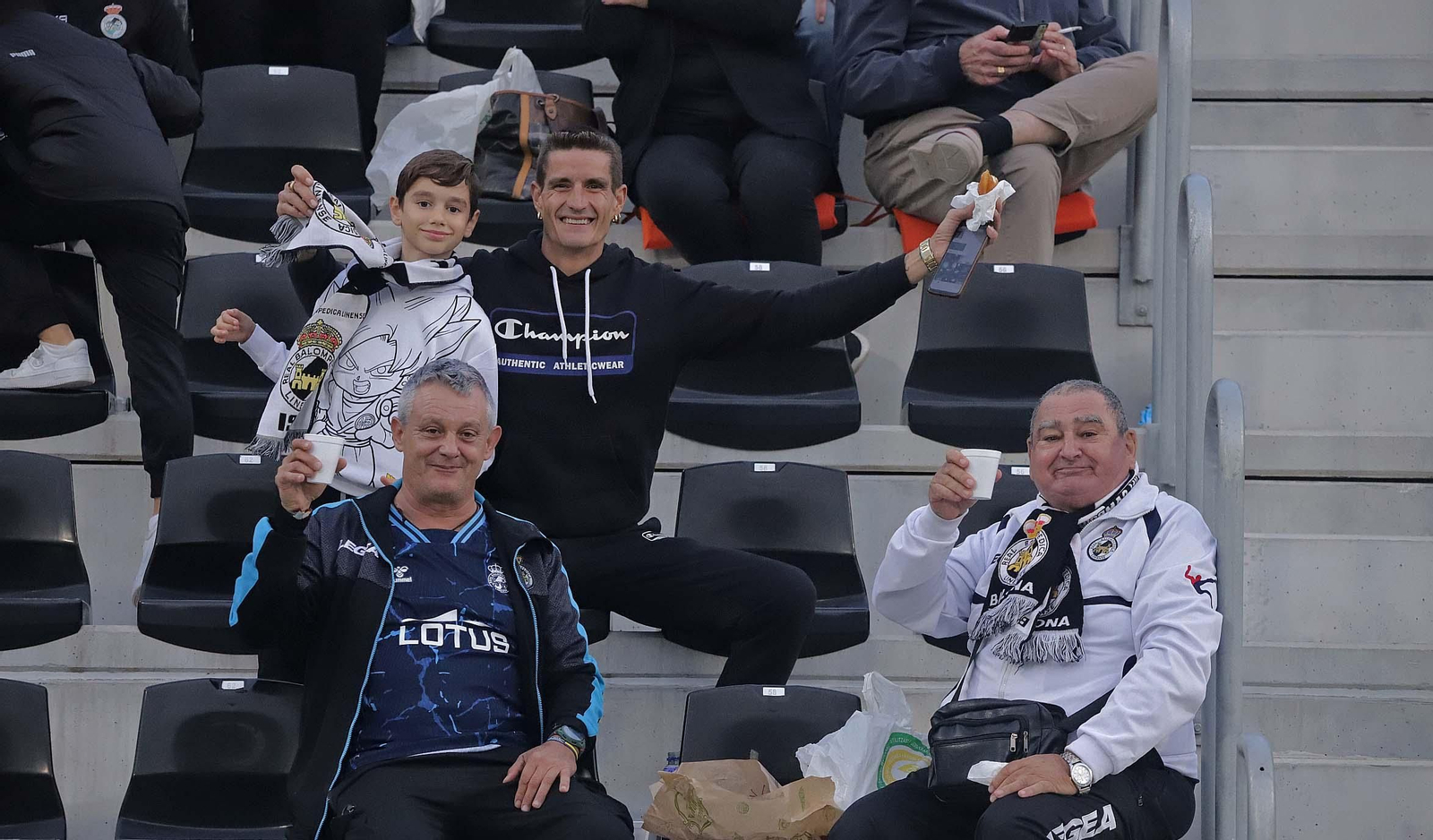 Búscate en el Ciudad de La Línea durante el Balona - Sevilla C