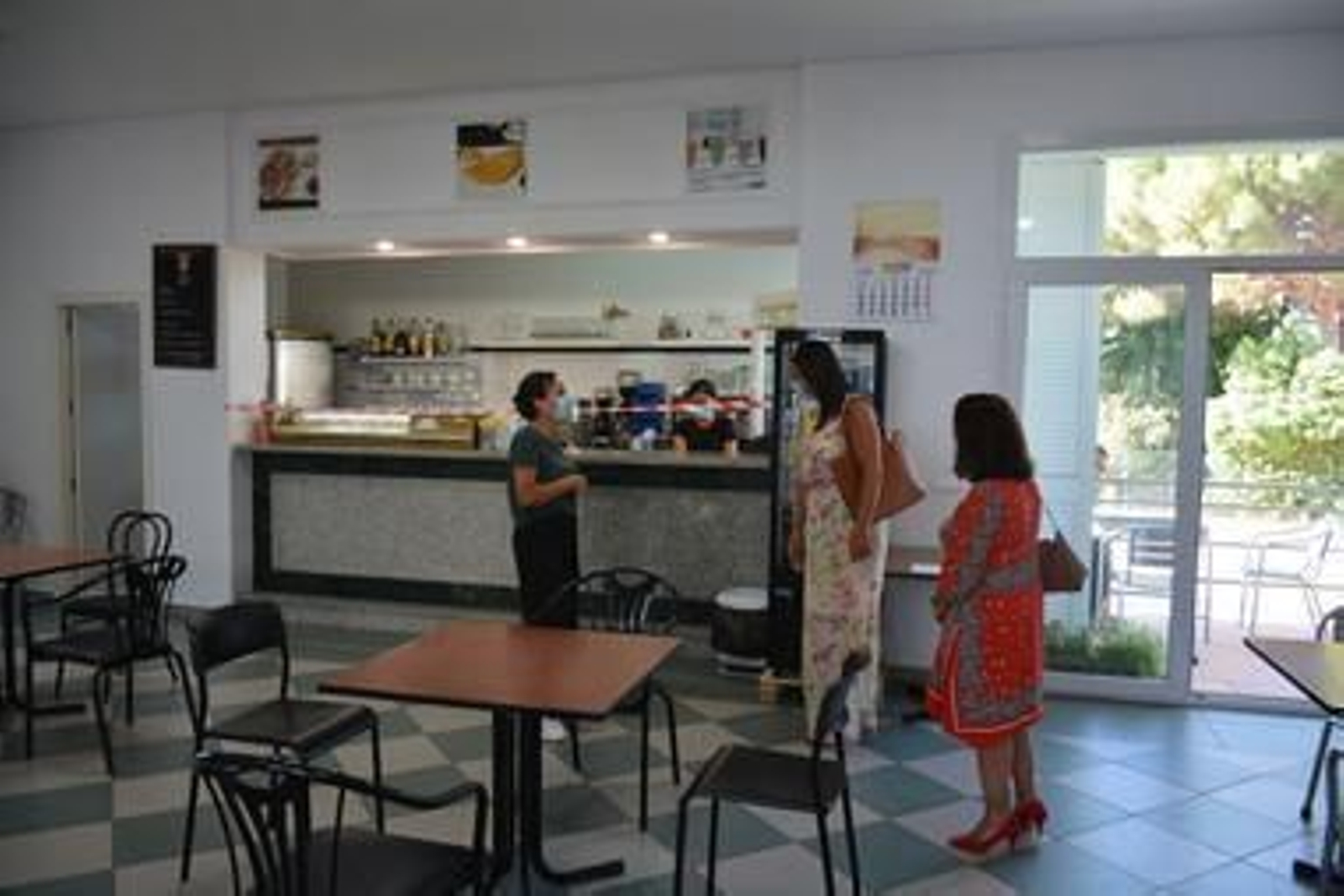 María del Mar Collado, en un centro de día para mayores durante su reapertura