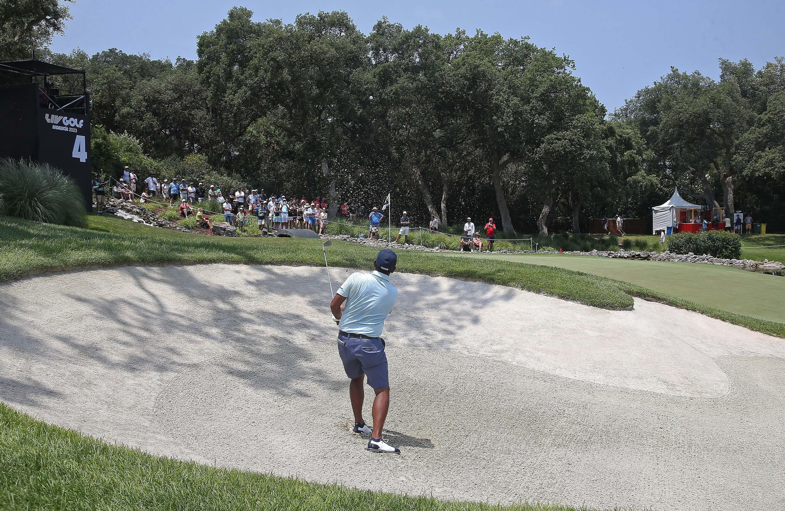 Fotos de la segunda jornada del LIV Golf Andalucía 2023 en Valderrama