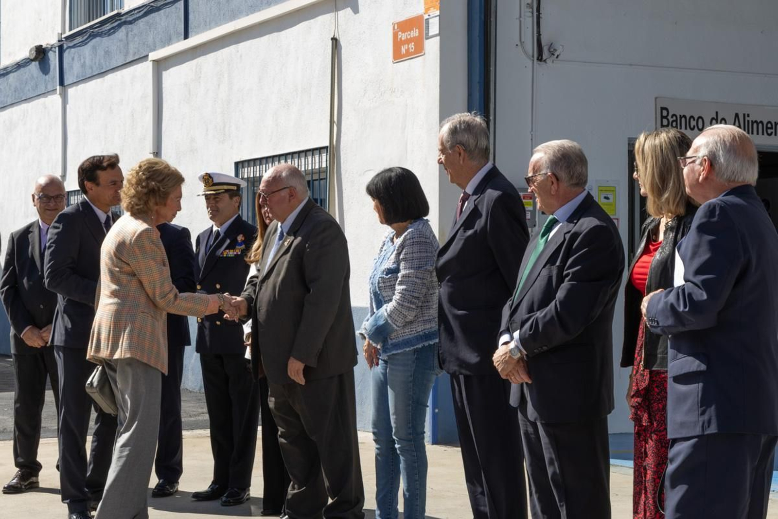 Visita de la Reina Sofía a las instalaciones del Banco de España, en imágenes