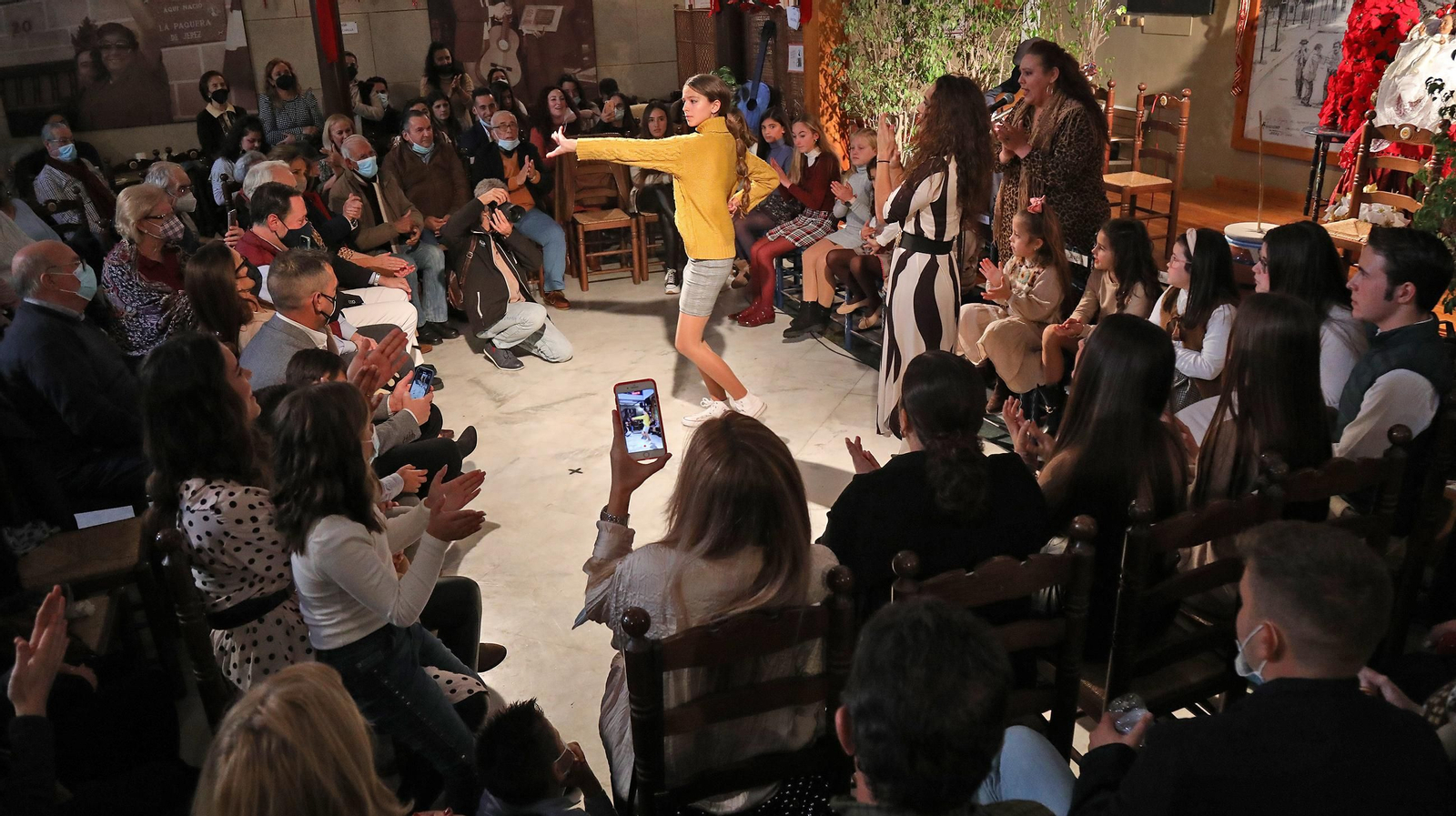 Así se disfrutaron las zambombas el día 6 de diciembre en Jerez