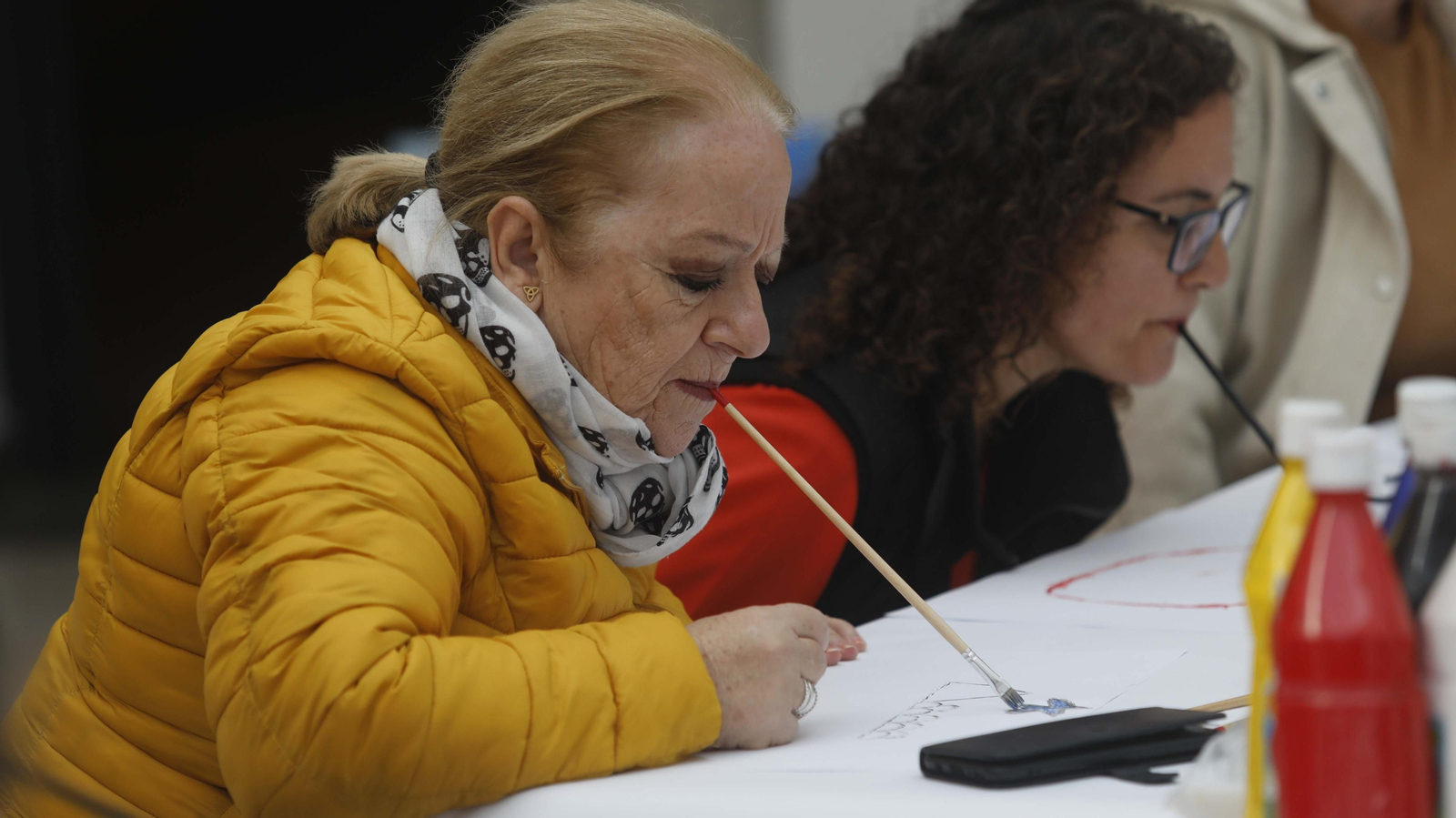 Las fotos del taller de pintura del artista Krzysztof Kosowski