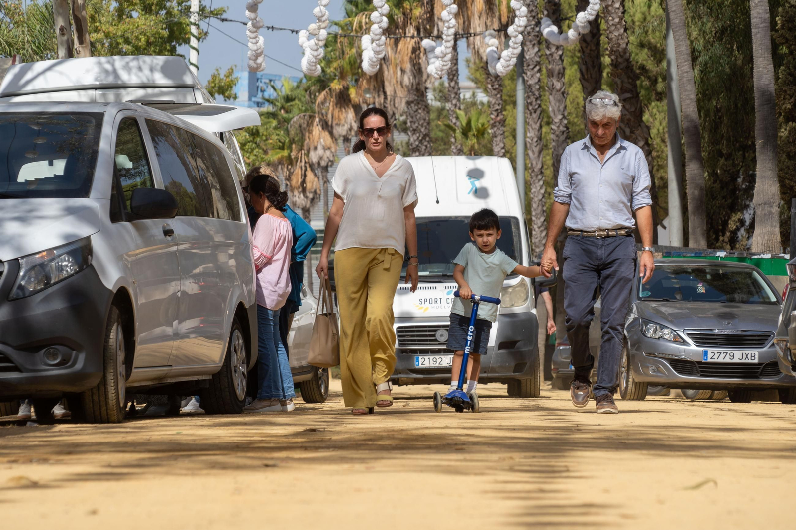 Imágenes de la recogida de las casetas de  Feria de Otoño y del Caballo
