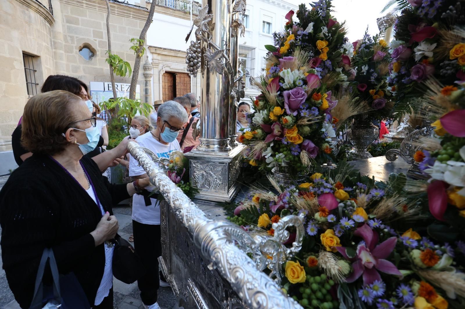 La salida de la Hermandad del Rocío de Jerez, en imágenes