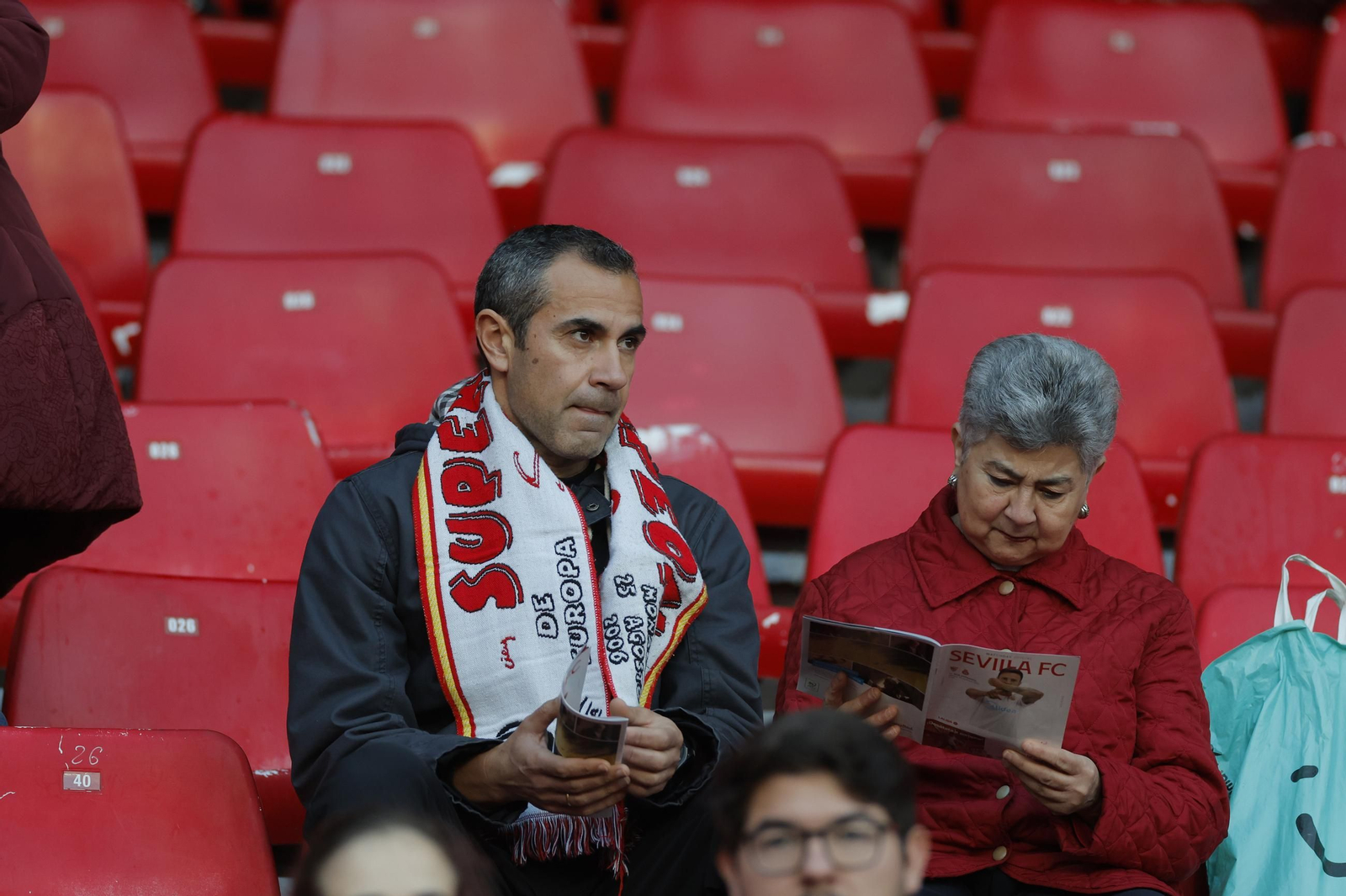 Búscate en las fotos del Sevilla - Español