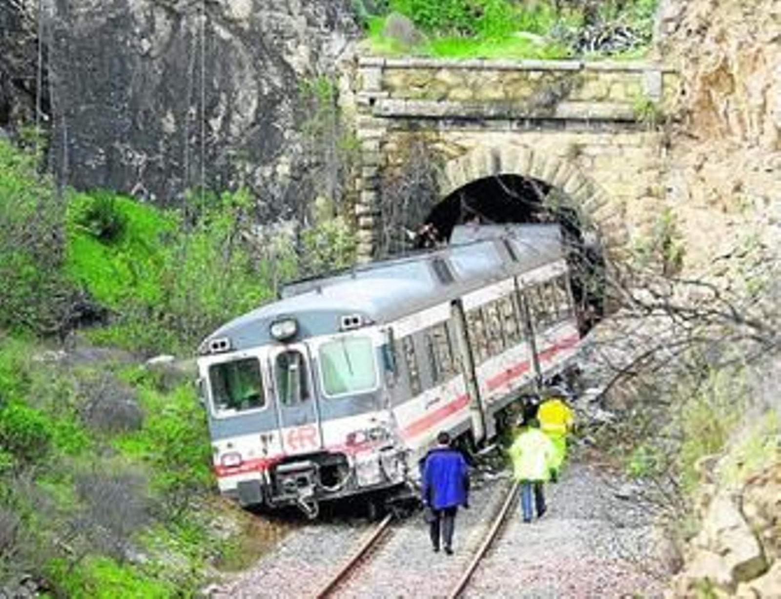 El último convoy del tren de Zafra que descarriló en Valdelamusa.