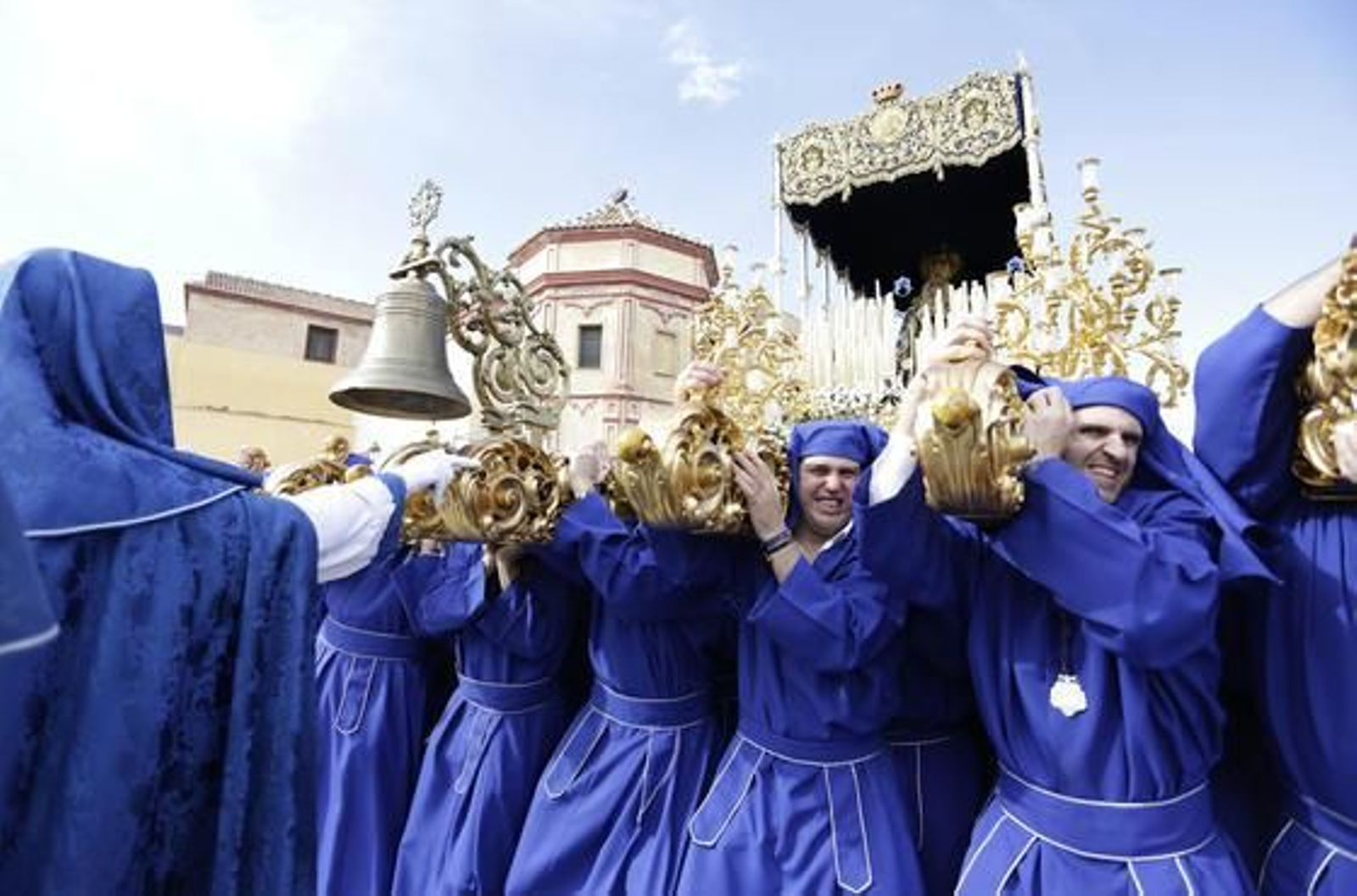 Los portadores de la Virgen de la Concepción.

Foto: Marilu Báez / L. M. Gómez Pozo