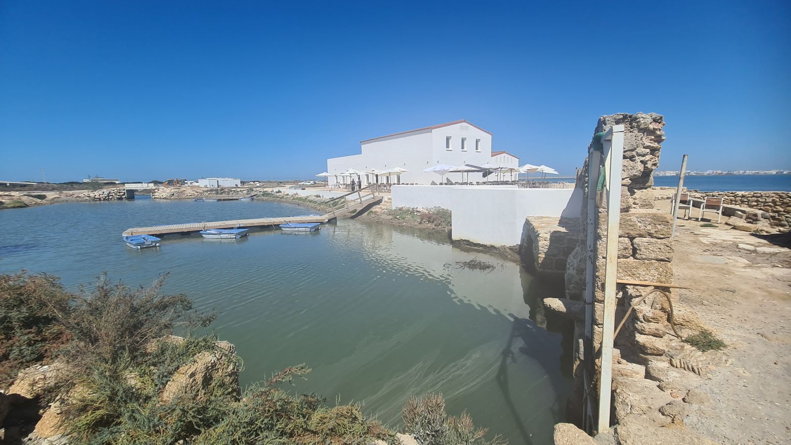 Salinas y esteros Marambay