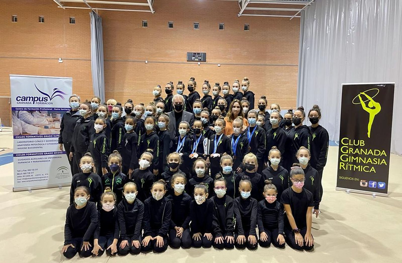Todos los miembros del Club Granada Ginmasia Rítmica