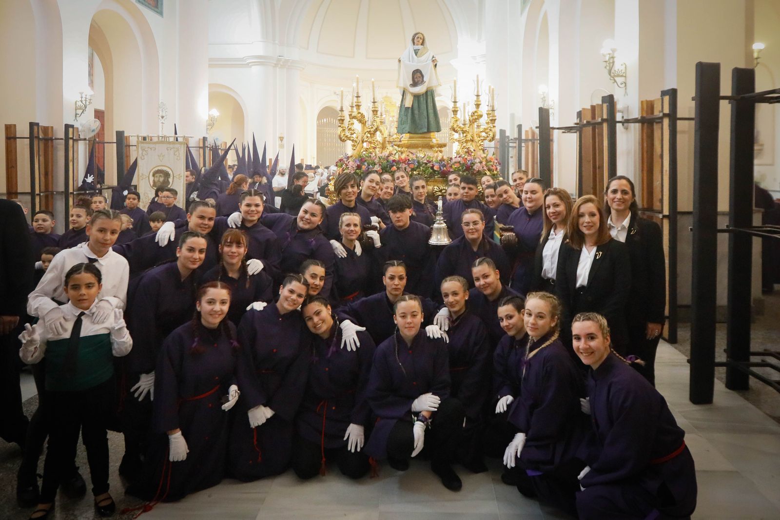 La procesión del Encuentro, en imágenes