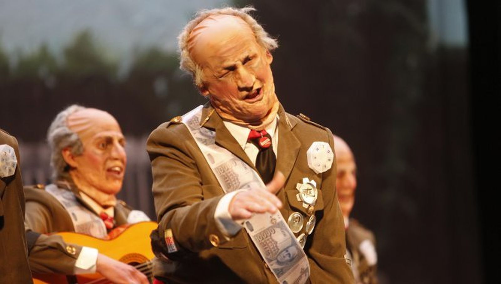 Los Juan Carlos I de 'Esta chirigota, cae bien', de los tipos más simpáticos de la pasada edición.