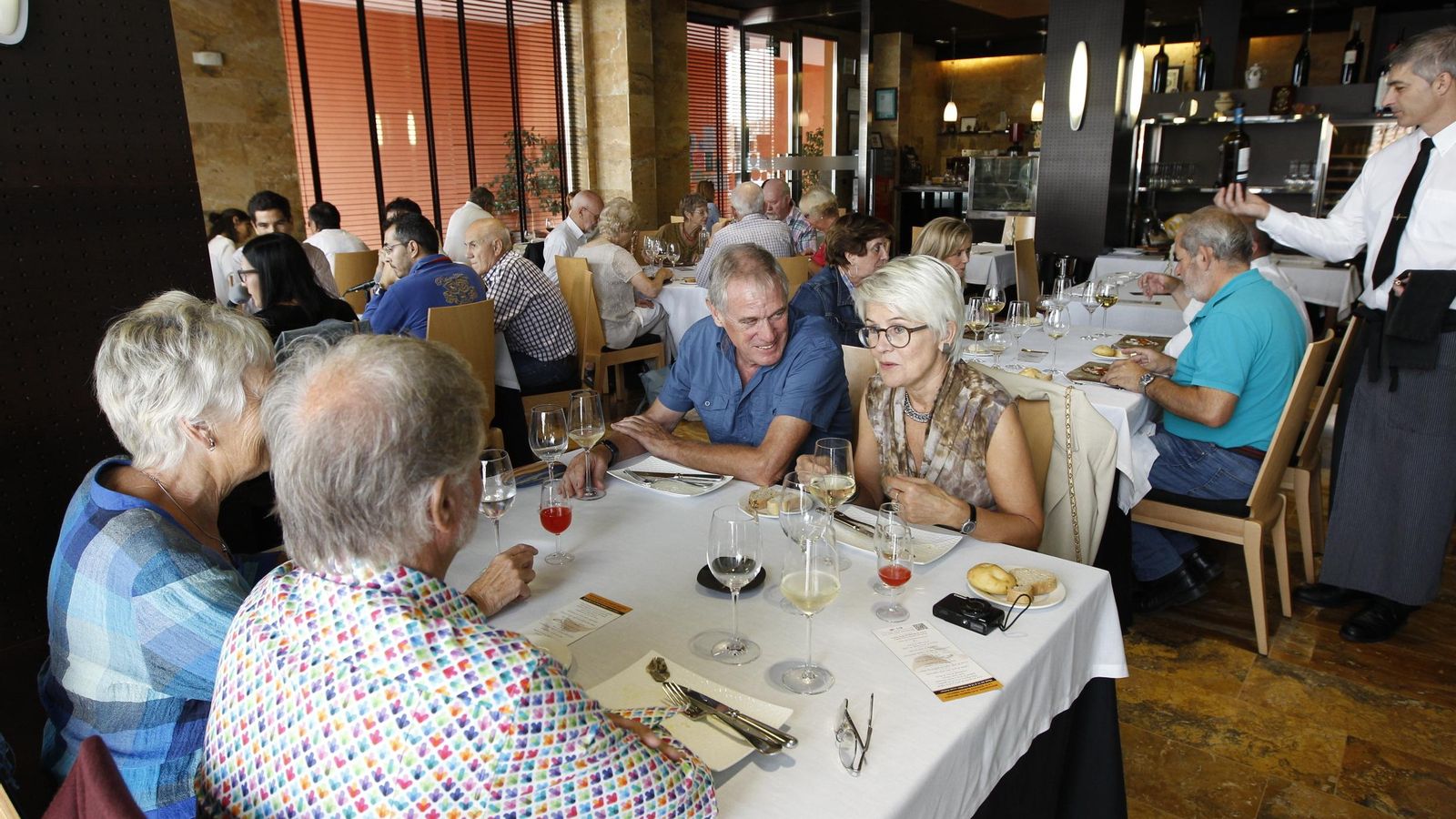 Los restaurantes de toda la provincia podrán reabrir sus salones.