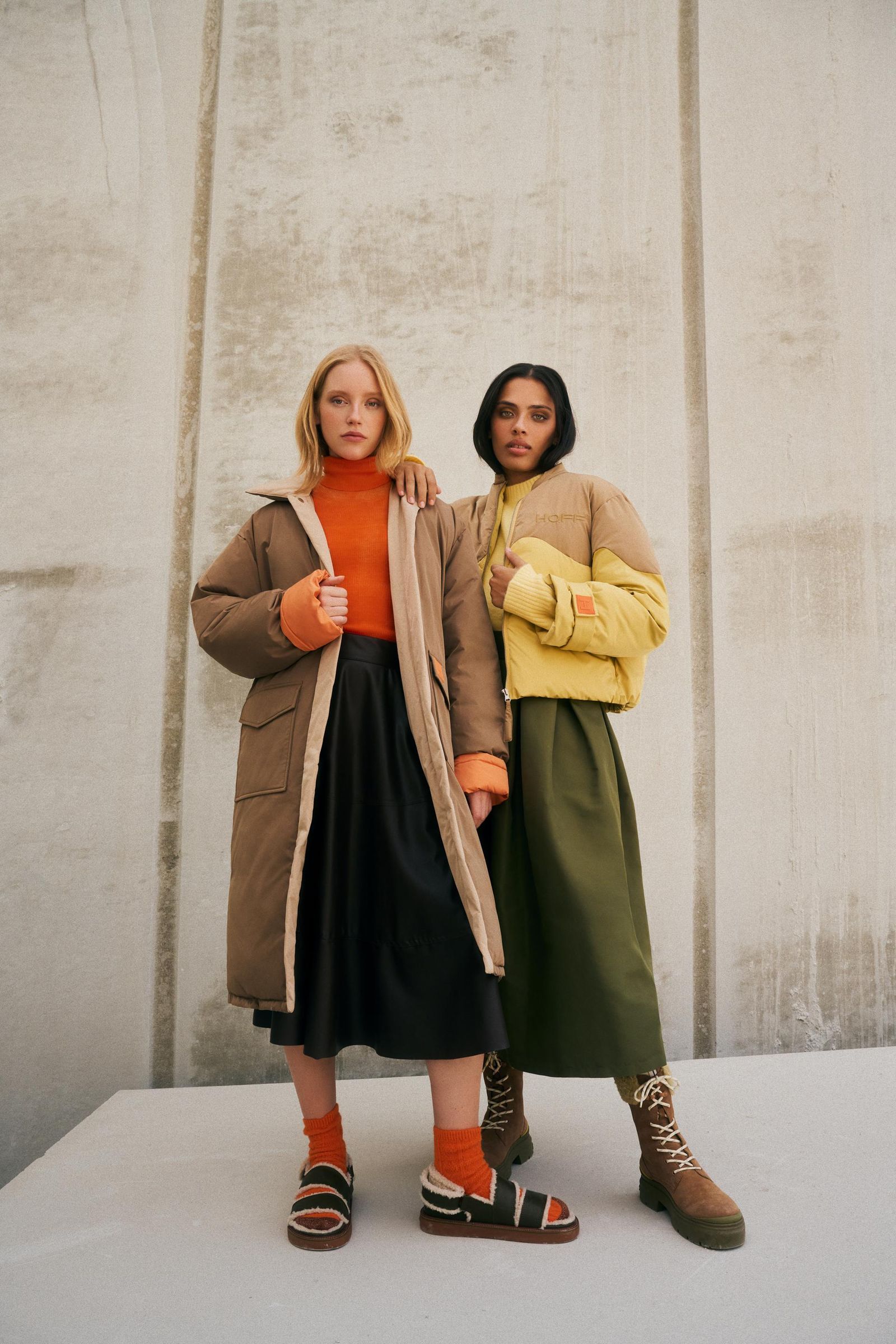 Las nuevas botas y sandalias de Hoff.