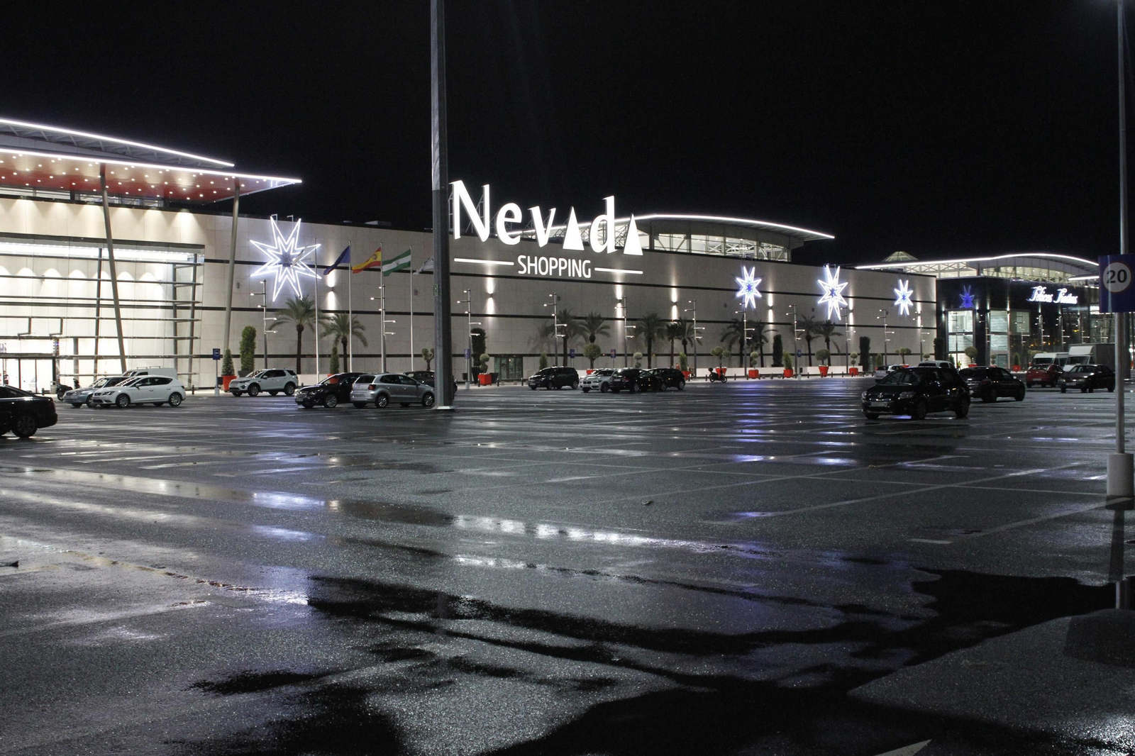 Fiesta en Granada por la apertura del Nevada
