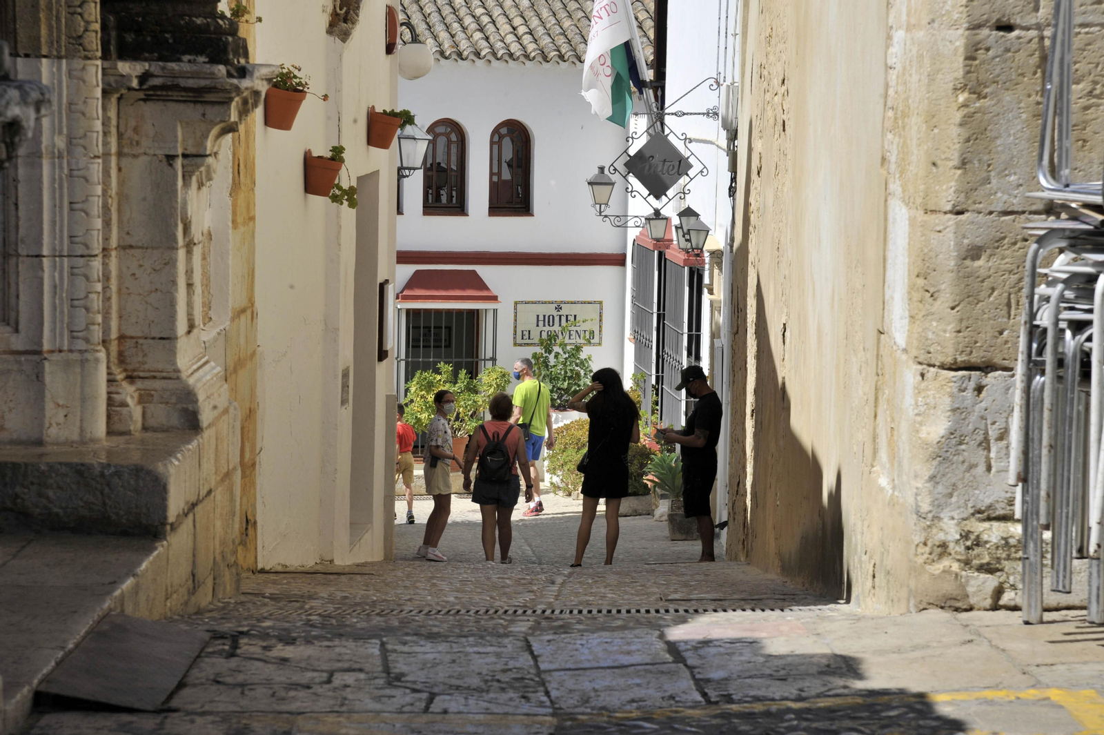 Turistas visitando Arcos