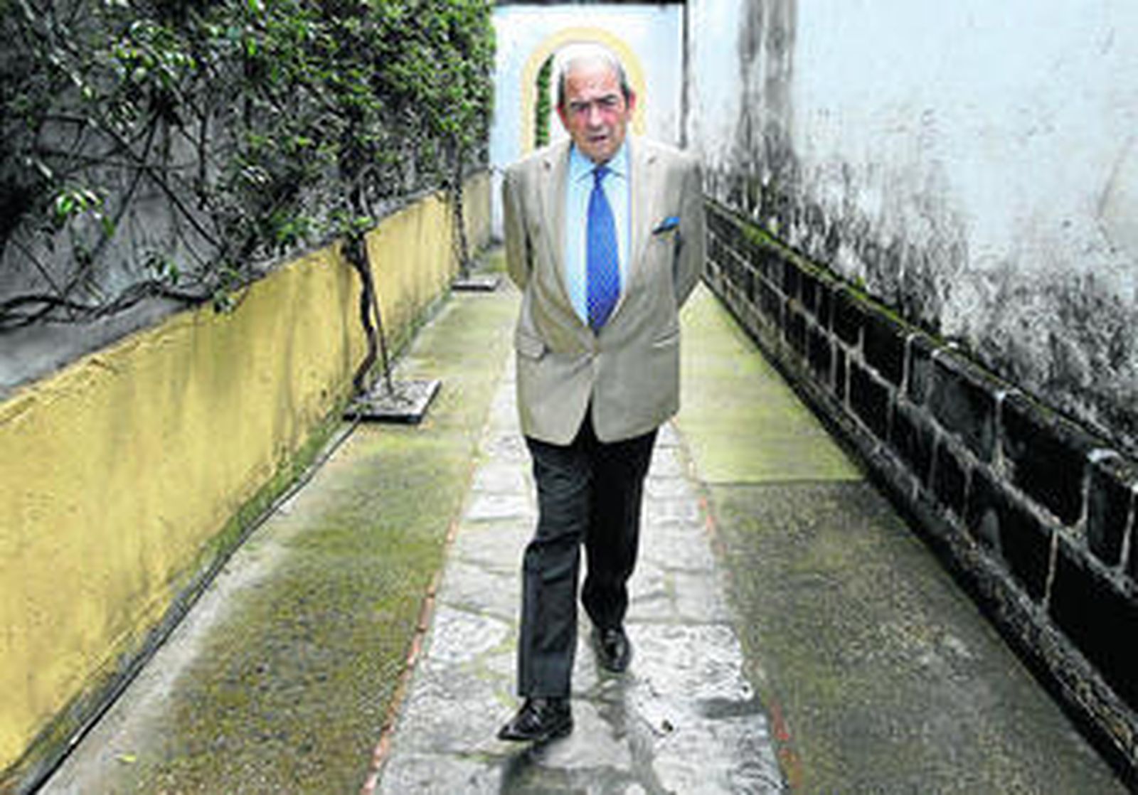 Detalles del bodeguero diplomático