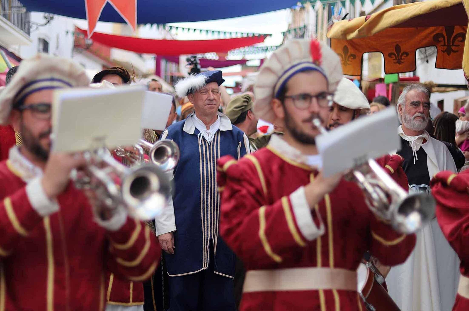 Imágenes del gran ambiente en la Feria Medieval de Palos de la Frontera, Huelva