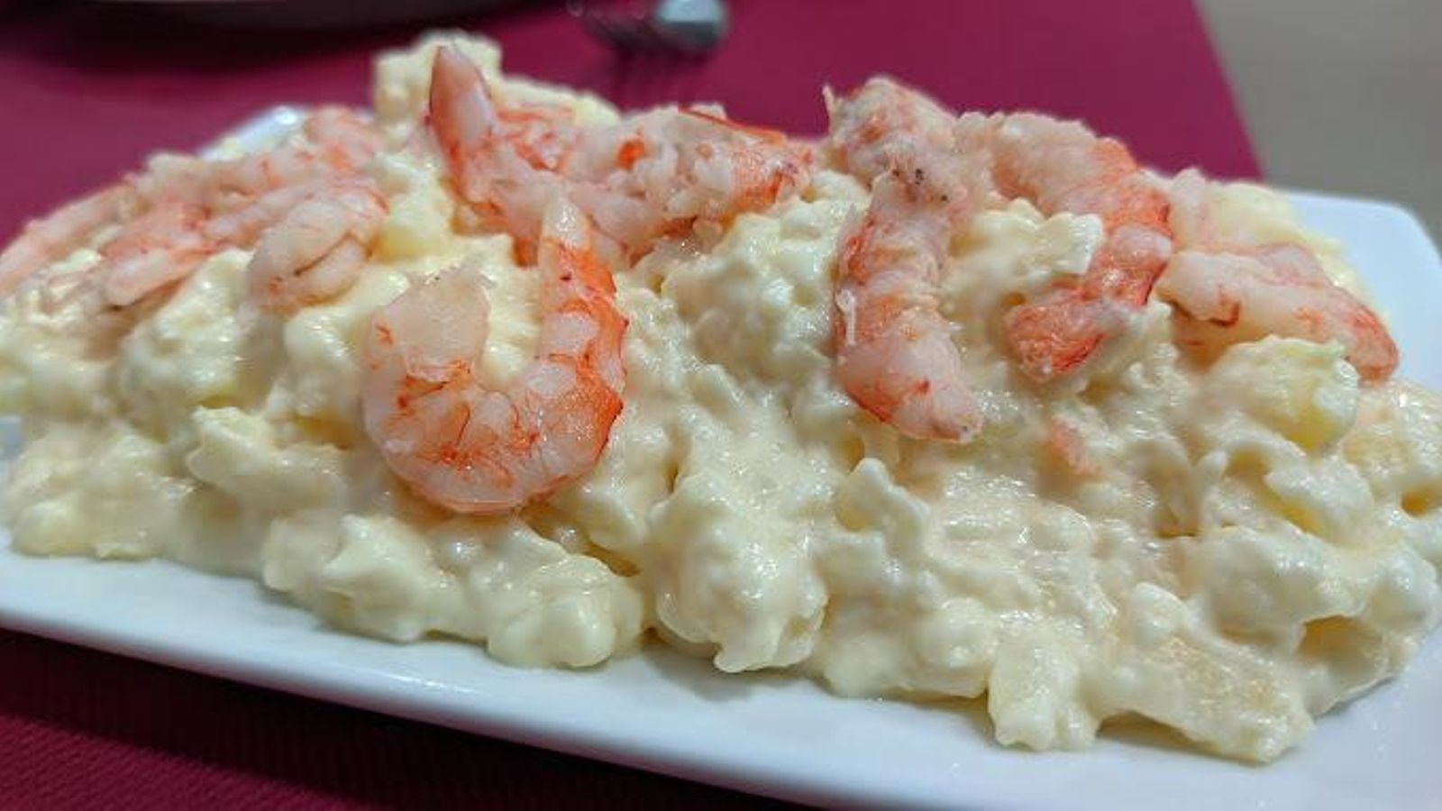 Tapa de ensaladilla de gambas Tapa de ensaladilla de gambas