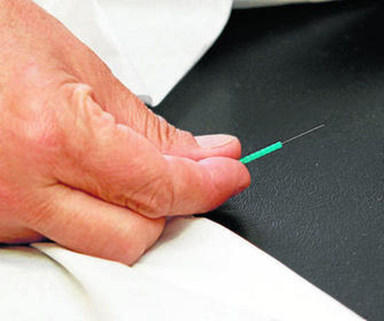 Las agujas varían su tamaño y grosor. Hay especiales para niños.