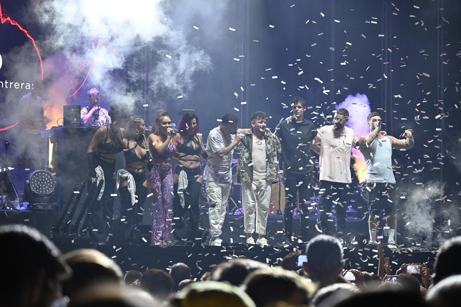 Imágenes del concierto de Sergio Contreras y Raule en las Colombinas