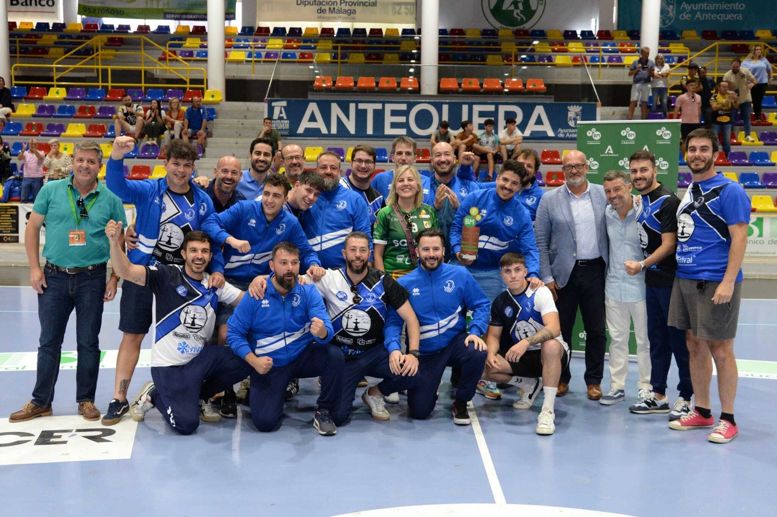 El CB Jerez juega este domingo en el Veguita la ida de la promoción de ascenso.