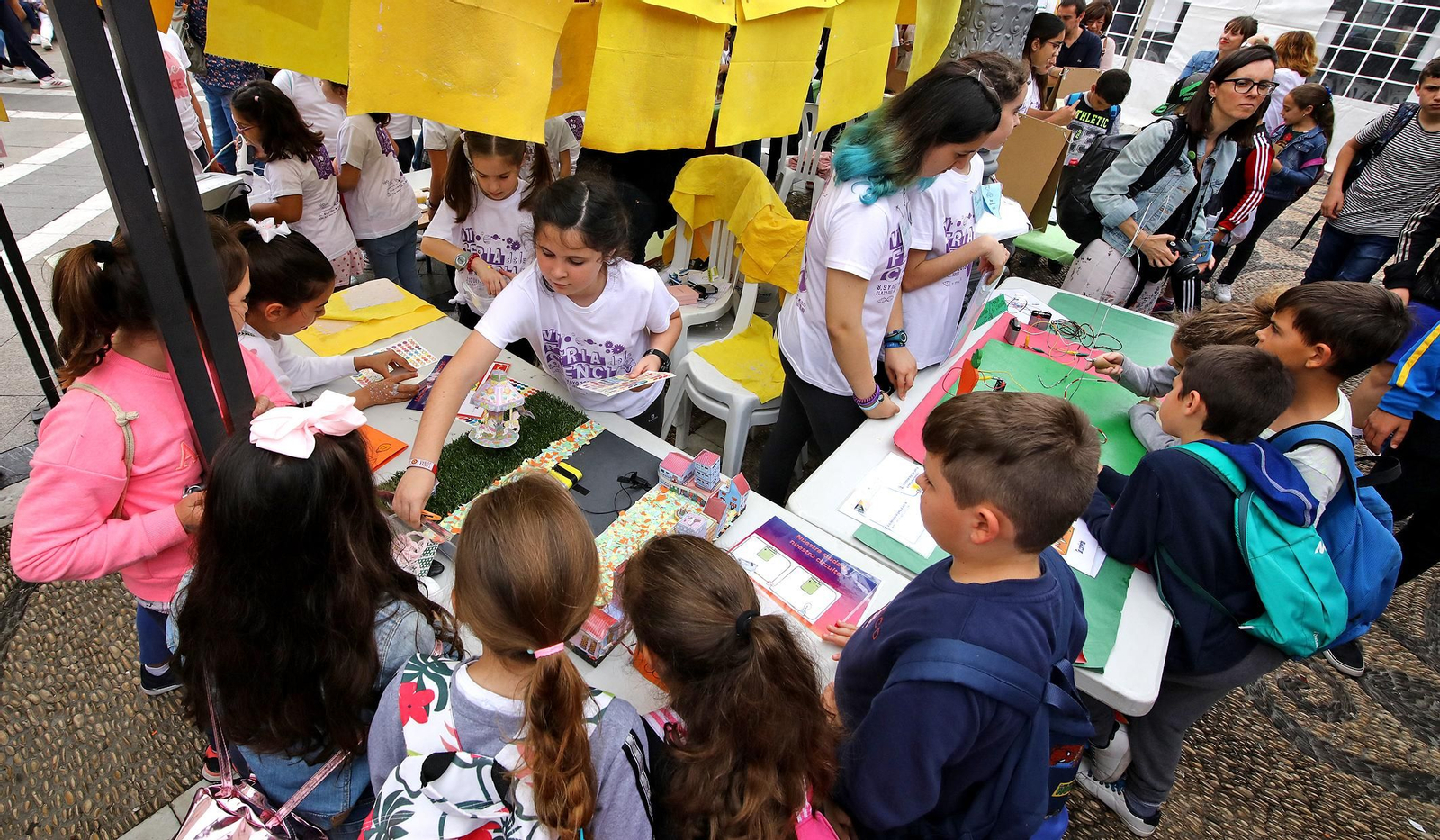 Imágenes de la VII Feria de la Ciencia en la Calle