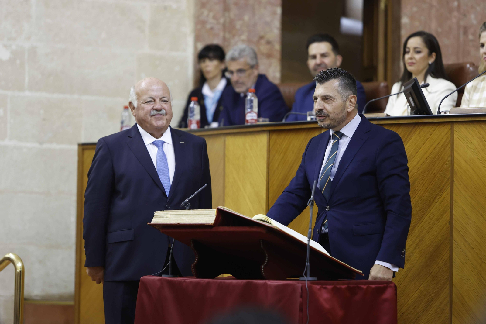 La constitución del Parlamento andaluz, todas las imágenes