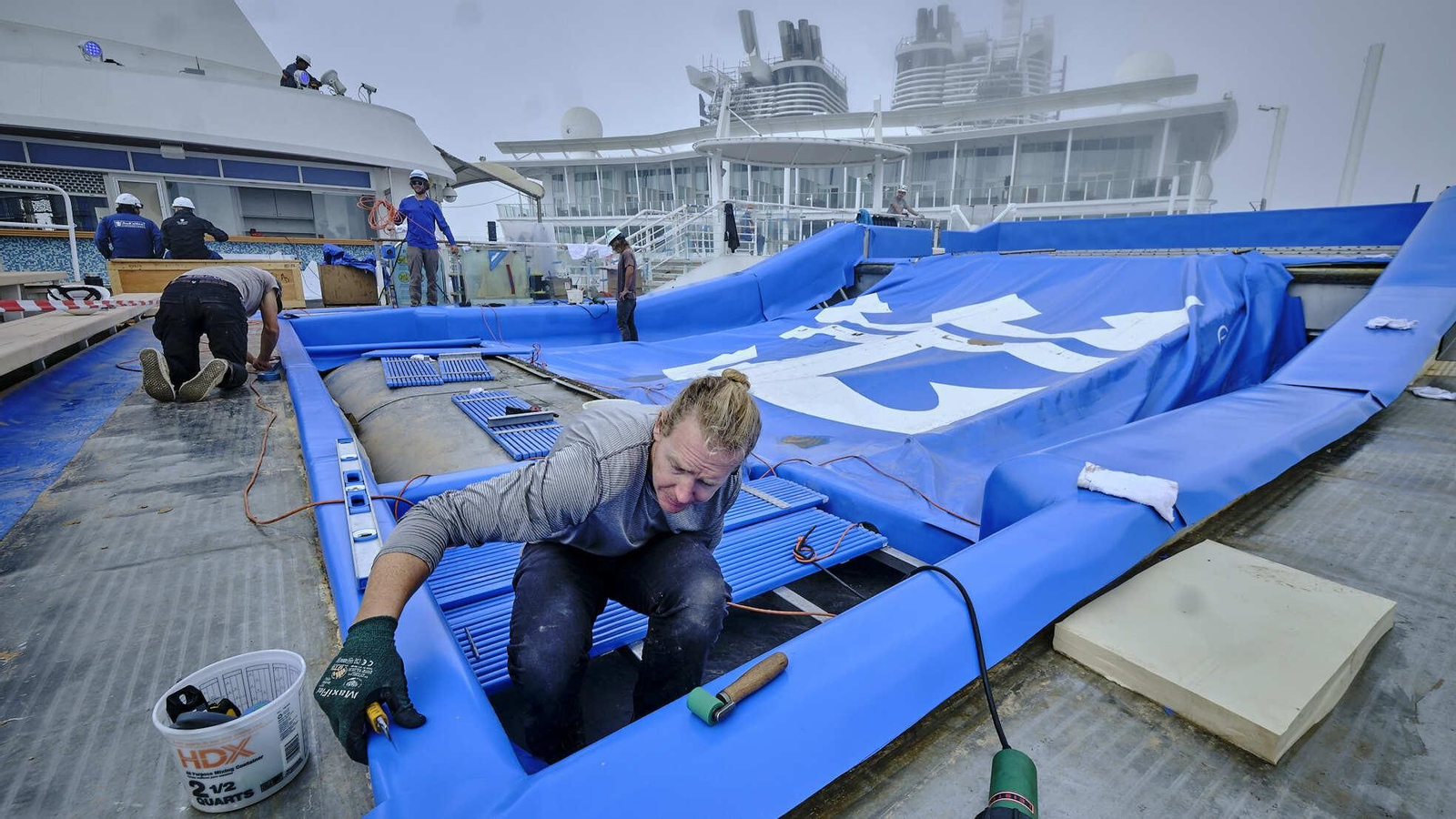 Obras en el buque 'Oasis of the Seas' Obras en el buque 'Oasis of the Seas'