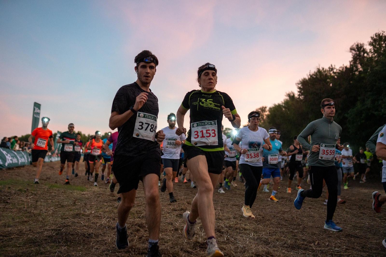 Las fotos de la prueba nocturna del Cross de Itálica