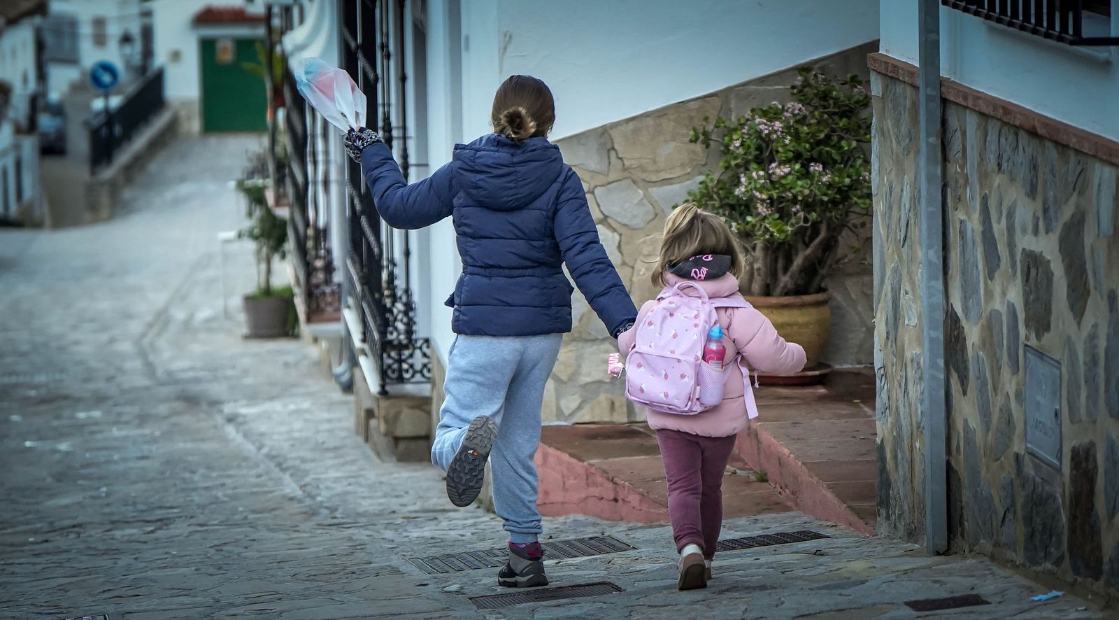 Así es la vida en Benamahoma, aislada por el colapso de la A-372