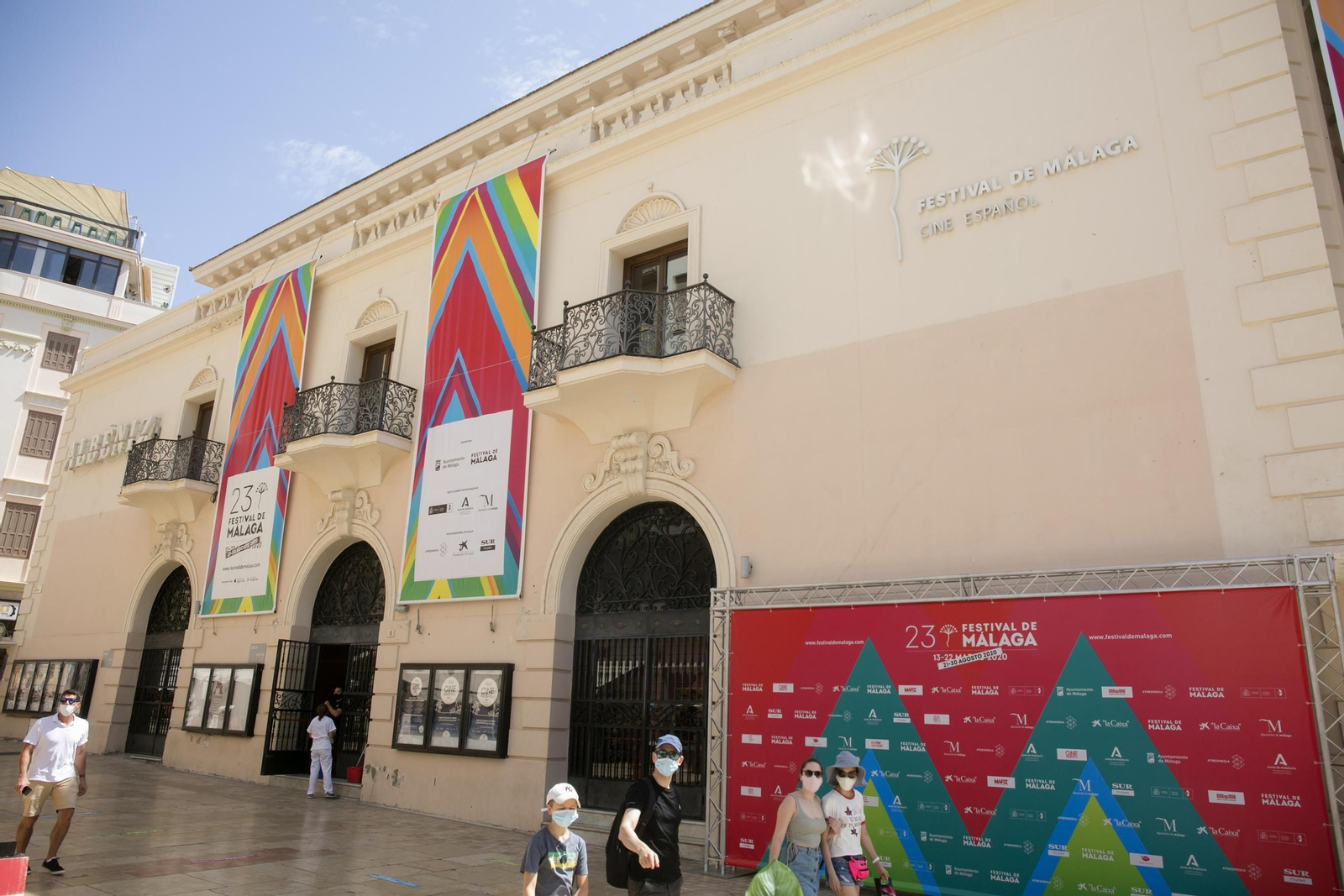 Fotos de los preparativos para el Festival de Cine de Málaga Fotos de los preparativos para el Festival de Cine de Málaga