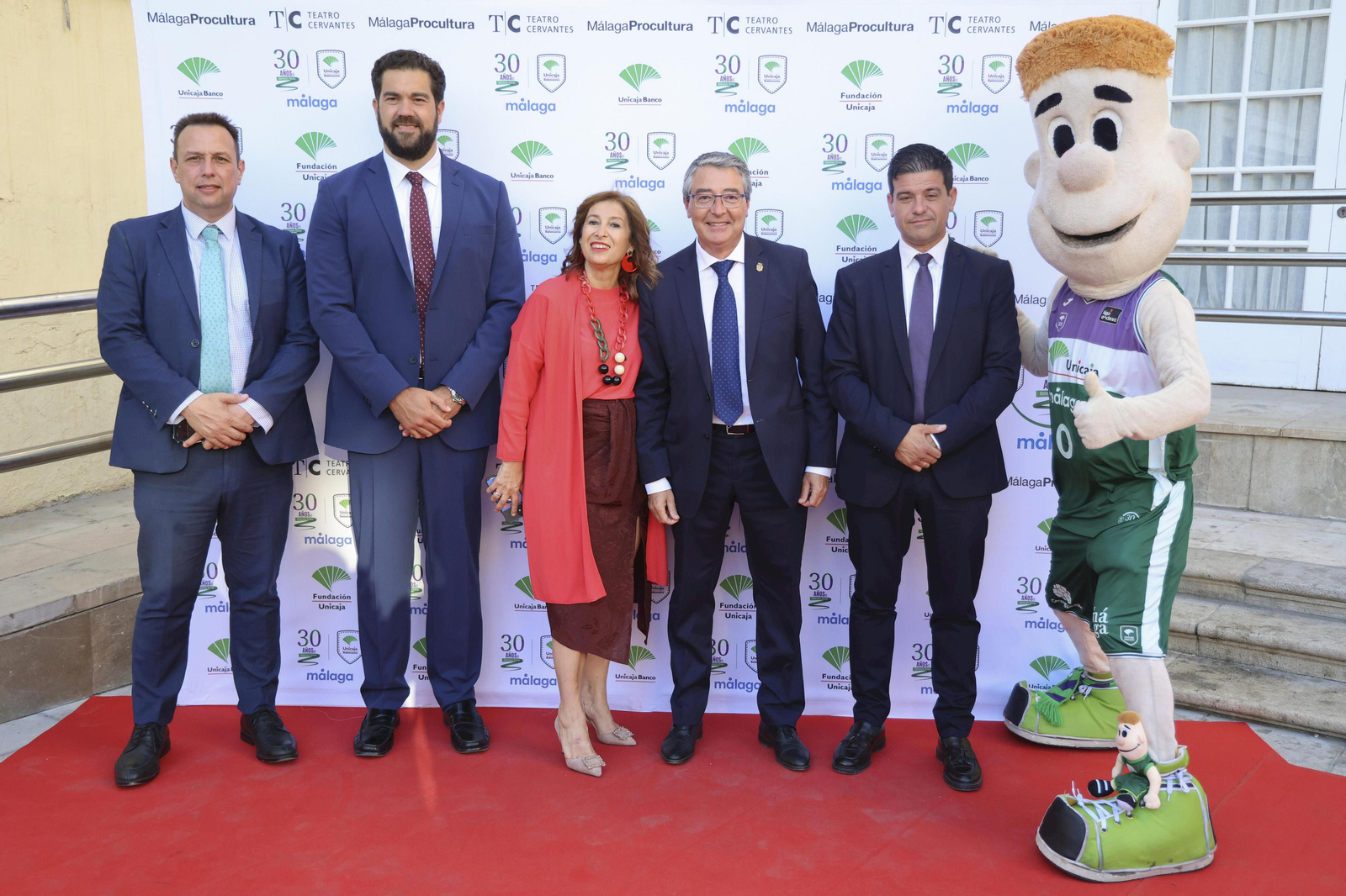La gala del 30 aniversario de la unión Caja de Ronda-Maristas, en fotos
