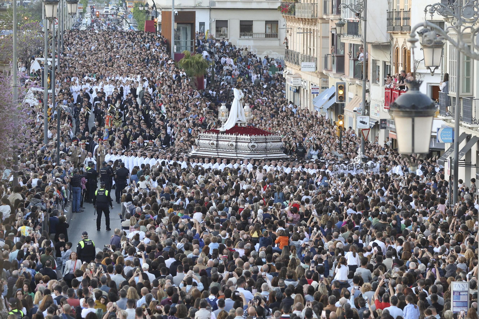 Cautivos en el Lunes Santo de Málaga, en fotos