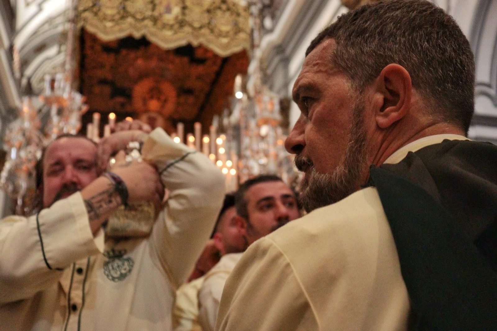 Lágrimas y Favores se quedan en el templo este Domingo de Ramos.