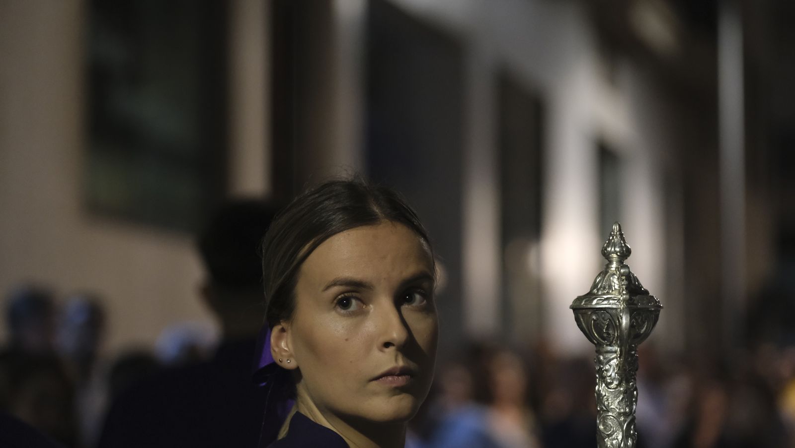 Imágenes de La Magna por las calles de Almería