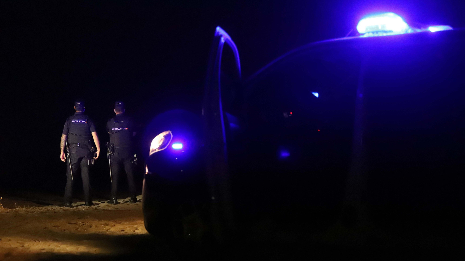 Fotos de una noche de patrulla con la Policía Nacional en La Línea