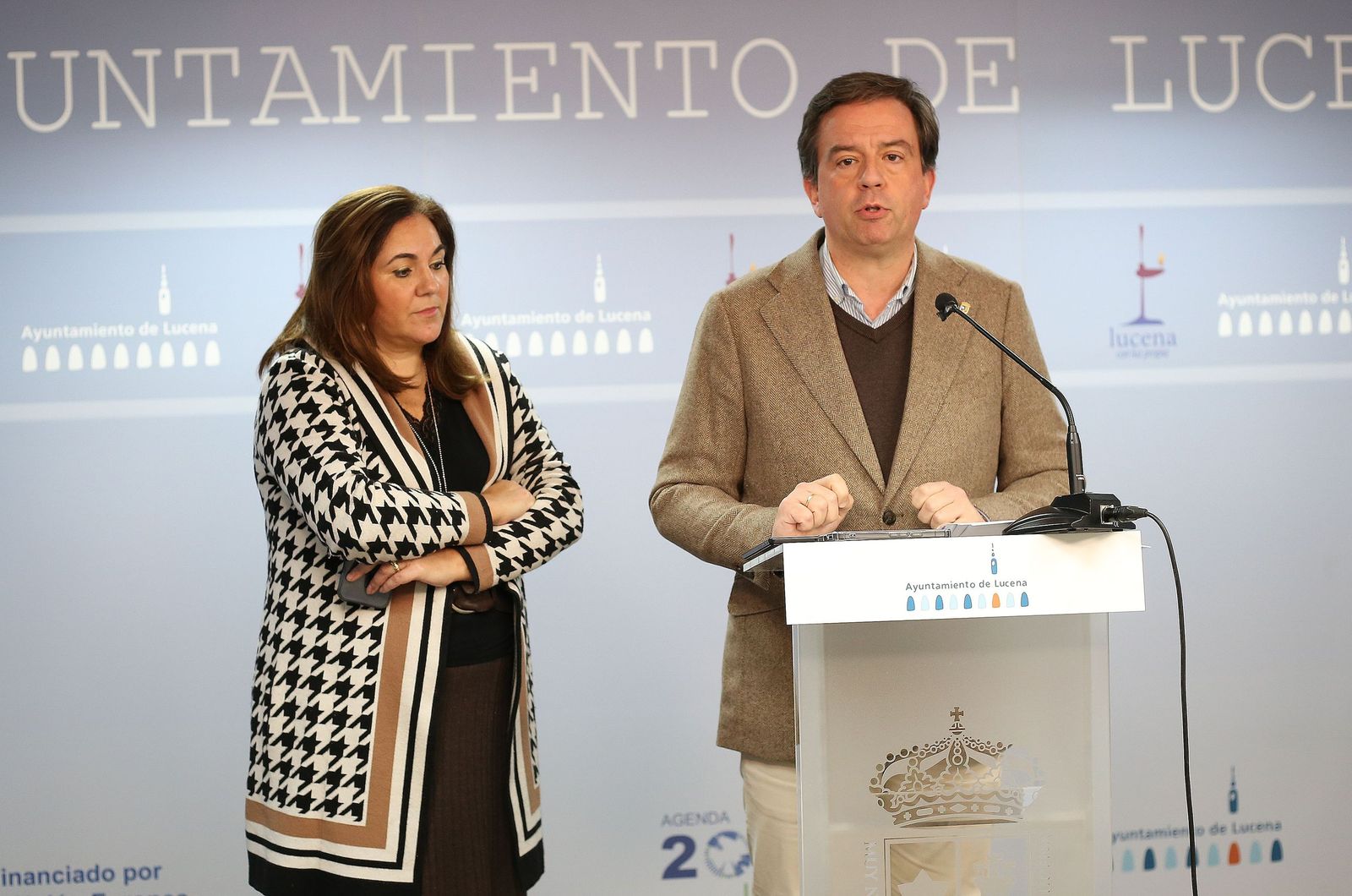Aurelio Fernández y María de la O Redondo, en la rueda de prensa.