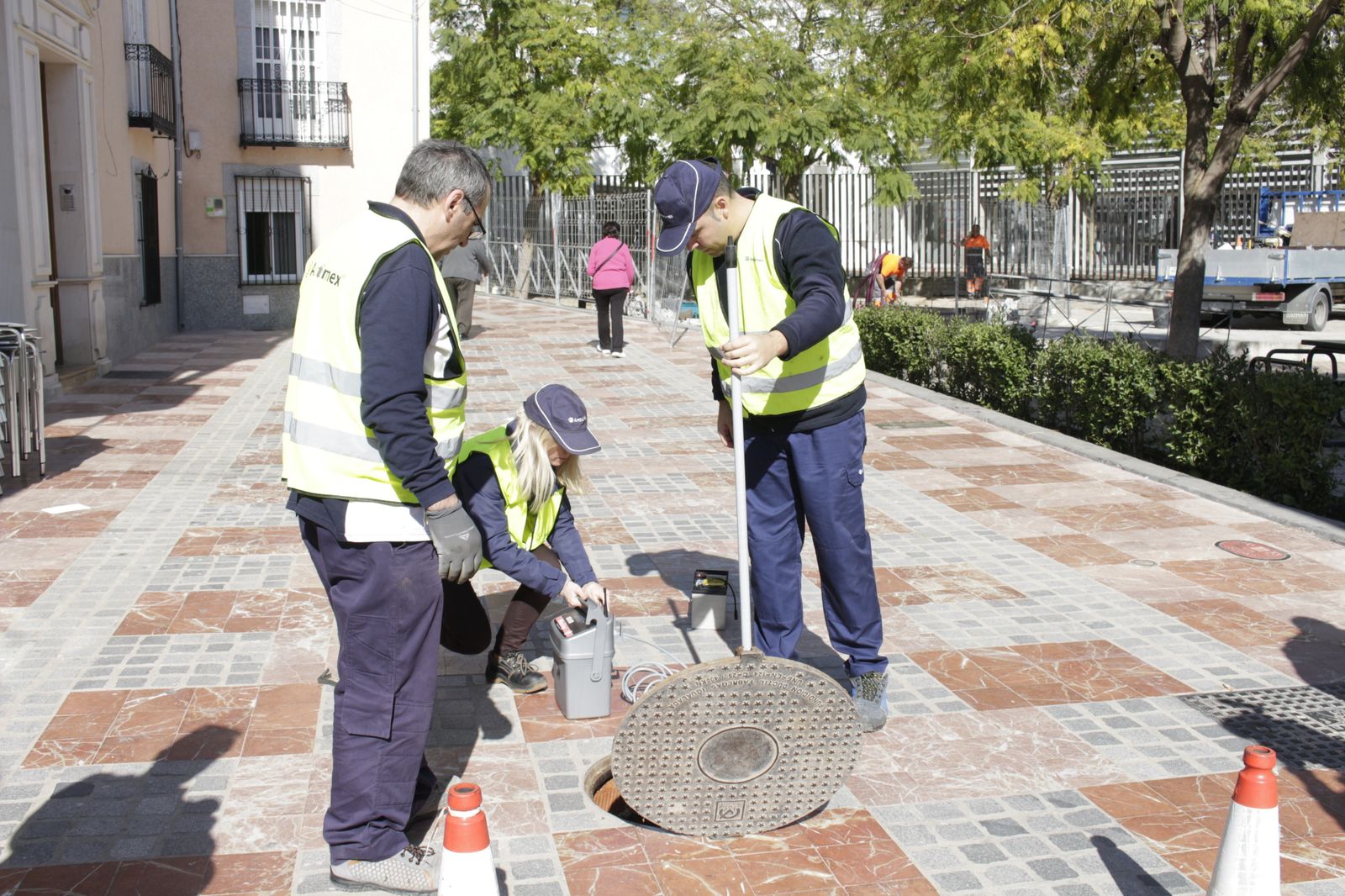 Instalación de trampas inteligentes en Lucena.