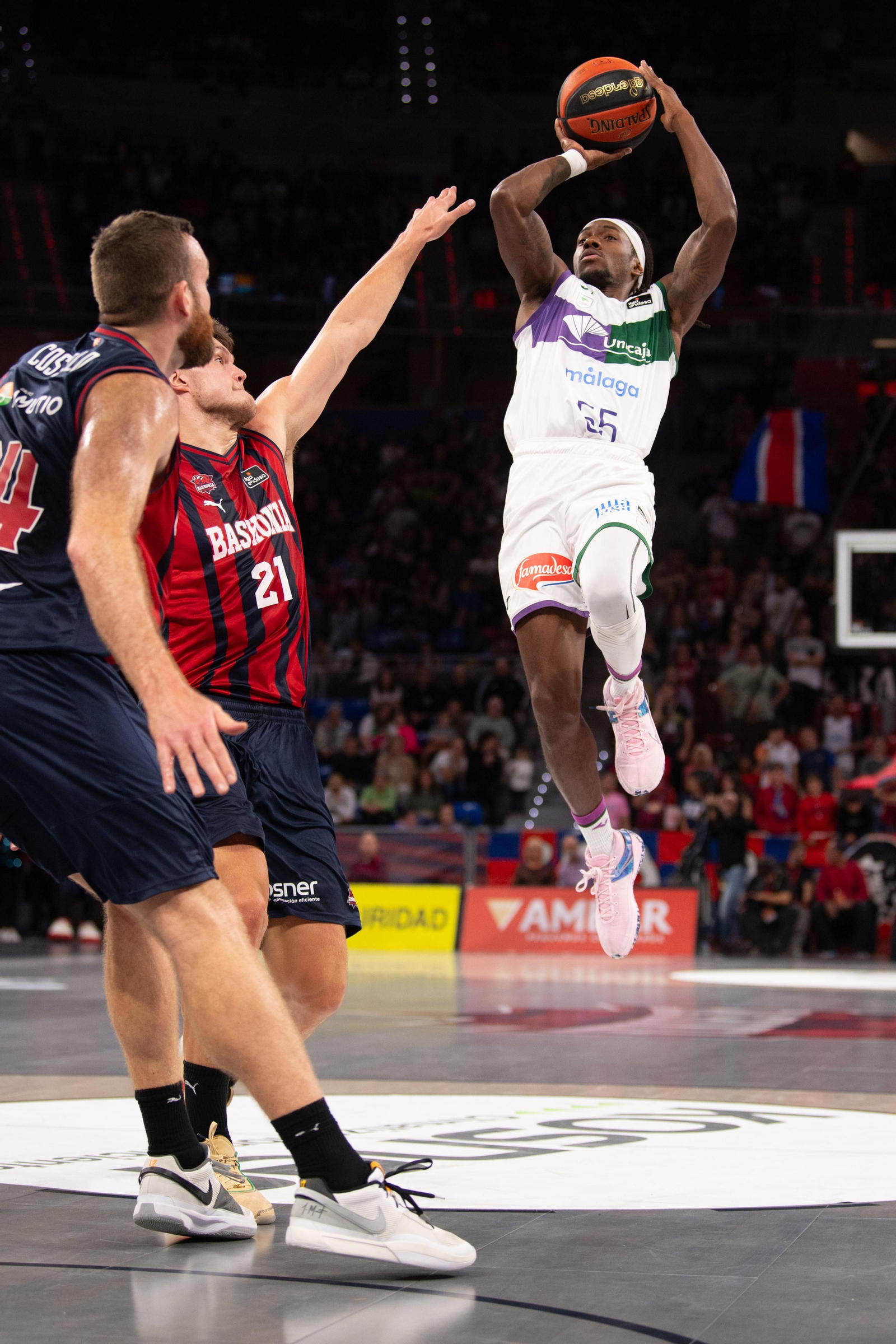 El Baskonia-Unicaja, en fotos