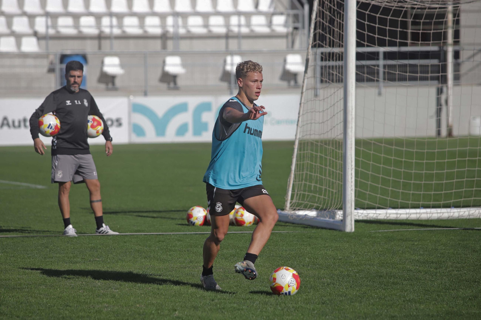 Fotos del entrenamiento de la Balona en el día de la Inmaculada Concepción